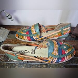 Calzado Issandra Huaraches‎ - Womens Size 8 (MX Size 25)